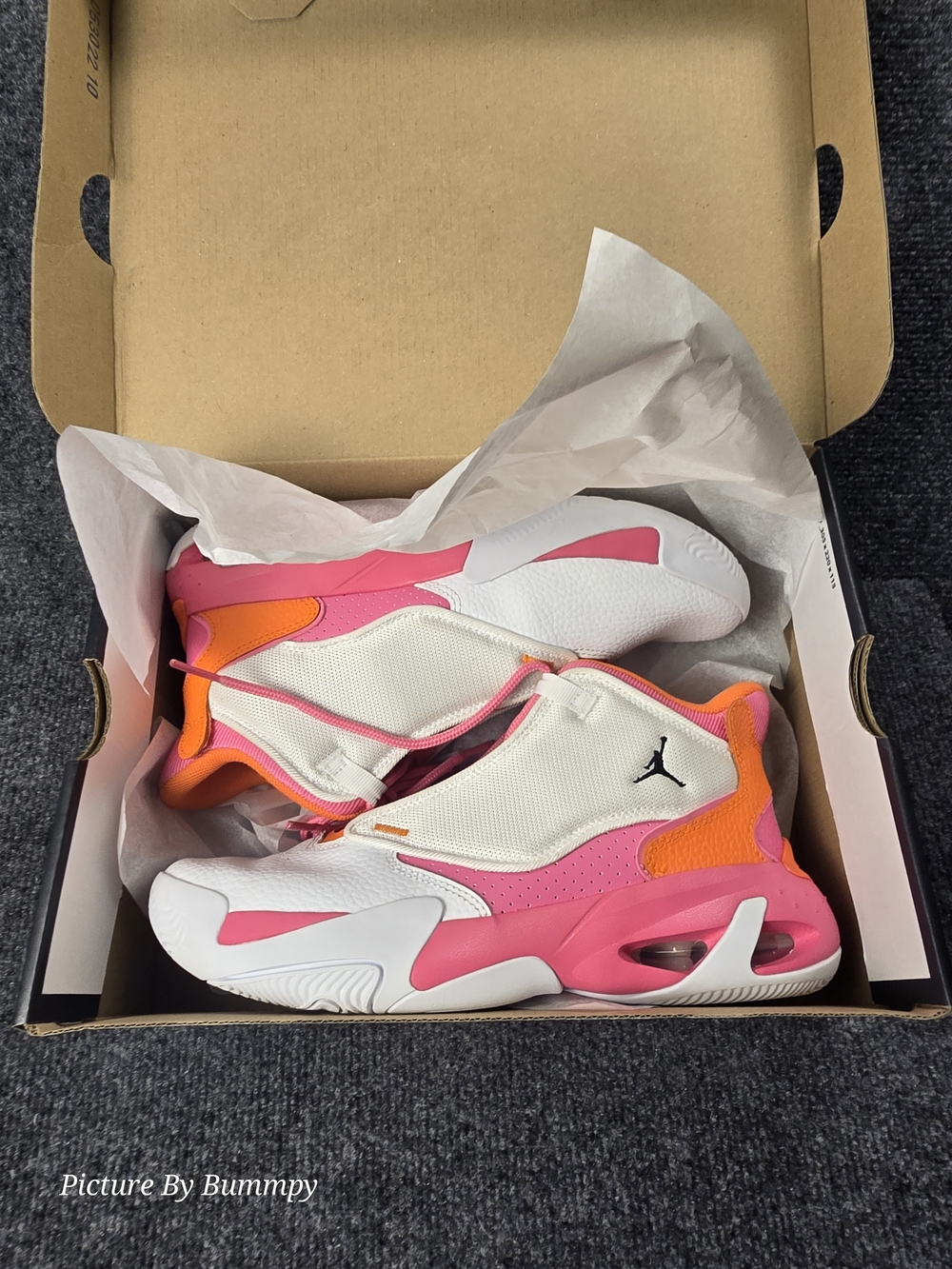 Jordan Max Aura 4 GS White Pinksicle Orange DV0490-168 Size 6.5Y/Women Size 8 - Picture 13 of 13